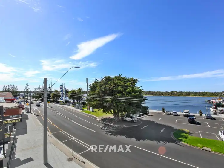 Third view of Homely apartment listing, 4/247 Esplanade, Lakes Entrance VIC 3909