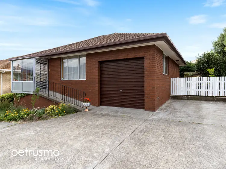 2/15 Cross Street, New Town TAS 7008