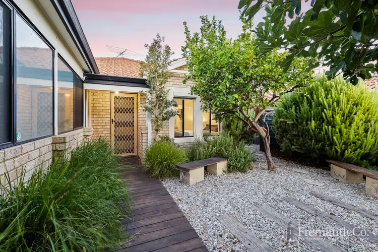 10 Smullin Street, Hamilton Hill WA 6163