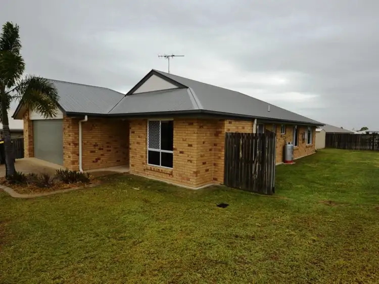 15 Thomas Street, Gracemere QLD 4702