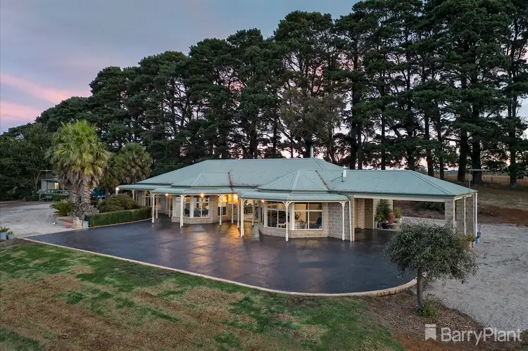 4 Old Soldier Road, Gembrook VIC 3783