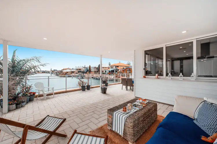 Main view of Homely house listing, 4 Arika Mews, Halls Head WA 6210