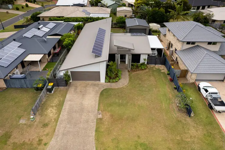 4 Seaside Circuit, Toogoom QLD 4655