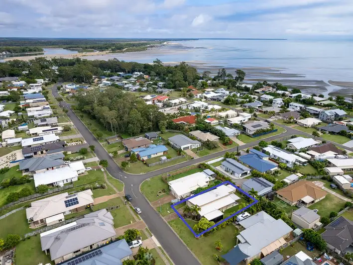 16 Northshore Avenue, Toogoom QLD 4655