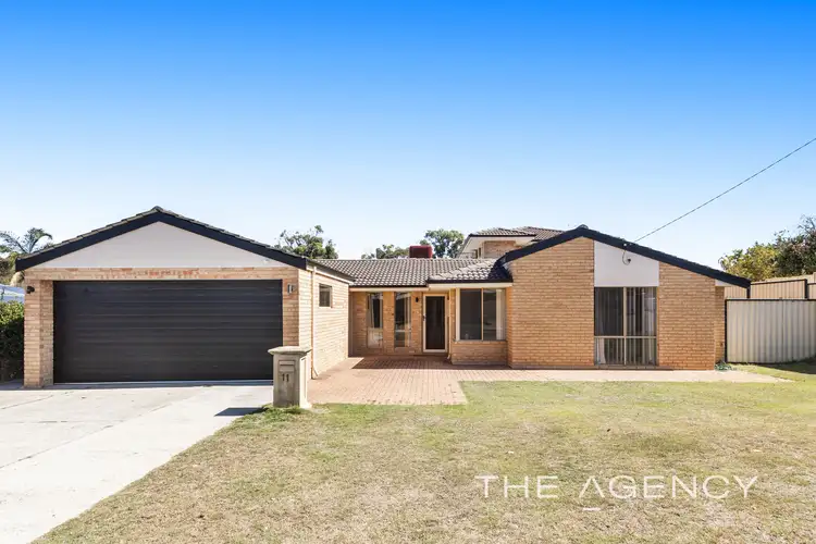 11 Dawson Street, Beldon WA 6027