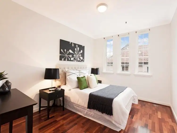 Third view of Homely apartment listing, 18/25 Hughes Street, Potts Point NSW 2011