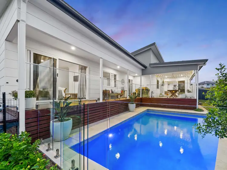 4 Isaac Place, Collingwood Park QLD 4301