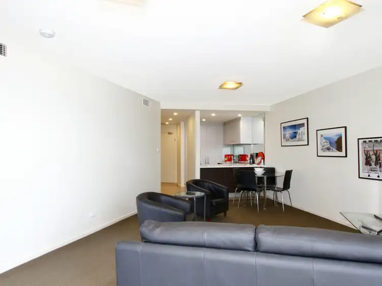Fourth view of Homely apartment listing, 2/6 Oxley Street, Griffith ACT 2603
