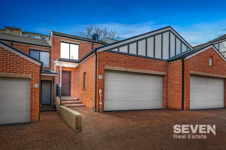 9/2 Parsonage Road, Castle Hill NSW 2154