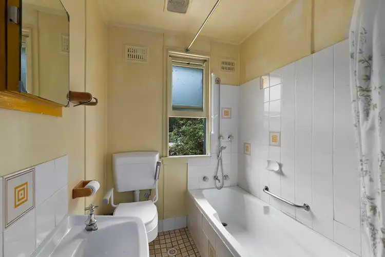Fifth view of Homely house listing, 20 Roslyn Street, Springfield NSW 2250