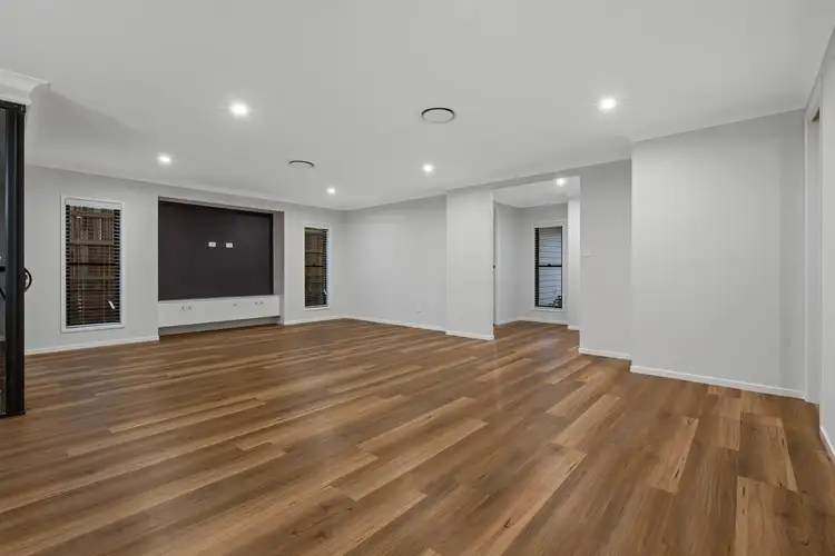 Fifth view of Homely house listing, 4 Aitken Street, Kearneys Spring QLD 4350