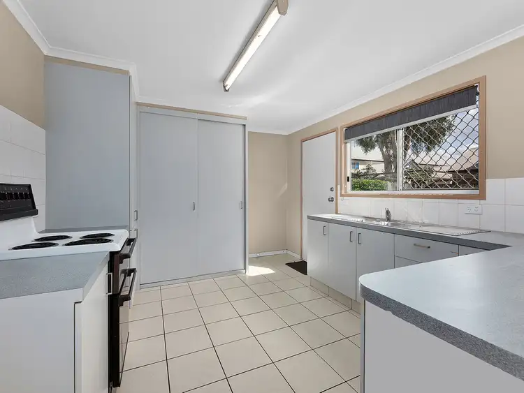 Fifth view of Homely townhouse listing, 4/14A Macquarie Street, Booval QLD 4304