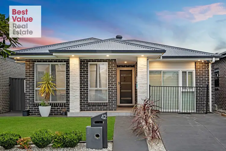 42 Armoury Road, Jordan Springs NSW 2747