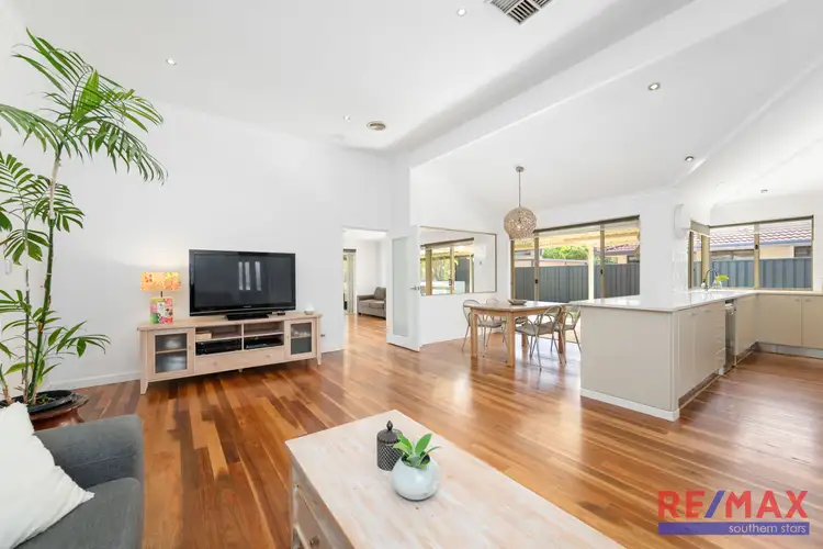 11 Trailridge Turn, Leeming WA 6149