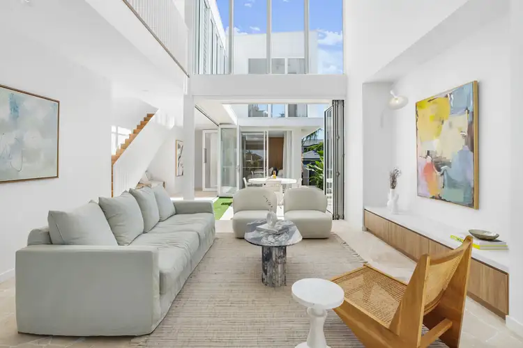 1/8 Marlin Court, Palm Beach QLD 4221