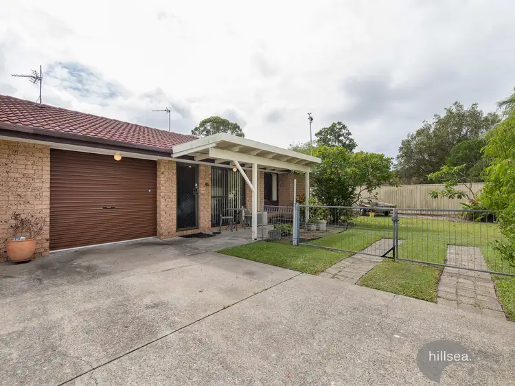 2/11 Stephenson Street, Labrador QLD 4215