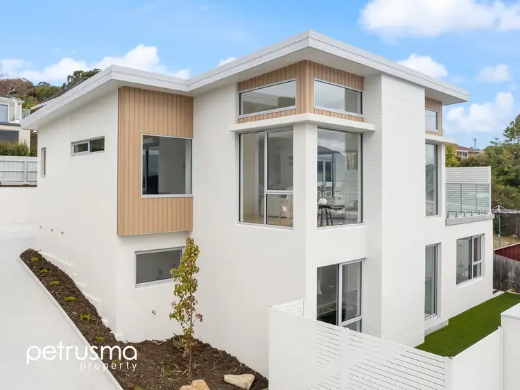 Main view of Homely unit listing, 4/64 Kaoota Road, Rose Bay TAS 7015