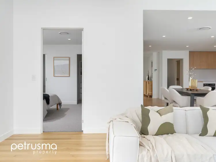 Fourth view of Homely unit listing, 4/64 Kaoota Road, Rose Bay TAS 7015