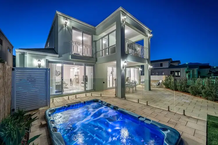 101 Delgado Parade, Iluka WA 6028