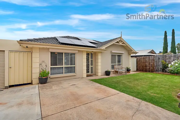 16 Moulds Crescent, Smithfield SA 5114
