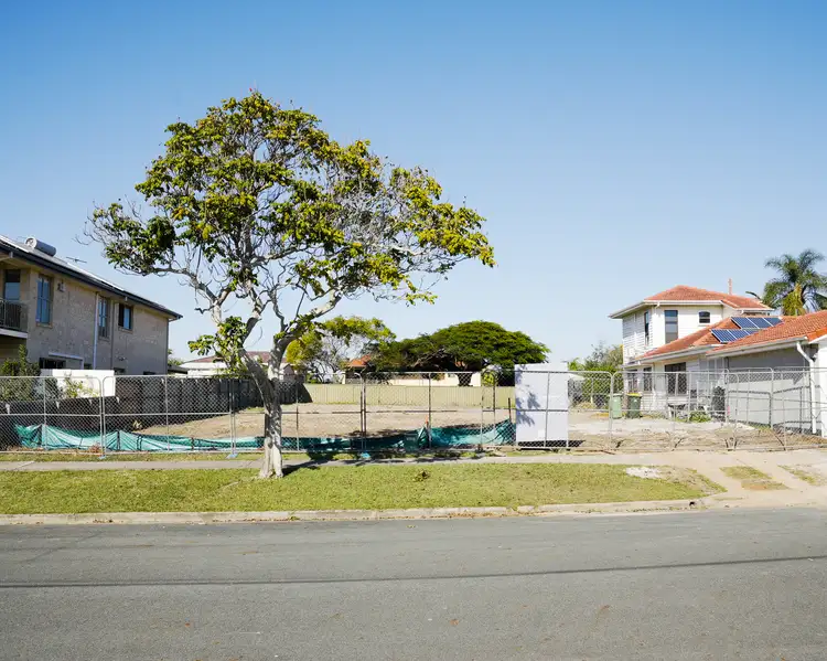 41 Michel Road, Scarborough QLD 4020