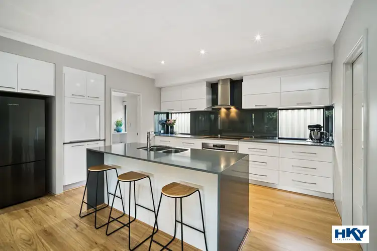 51 Bellazario Promenade, Aveley WA 6069