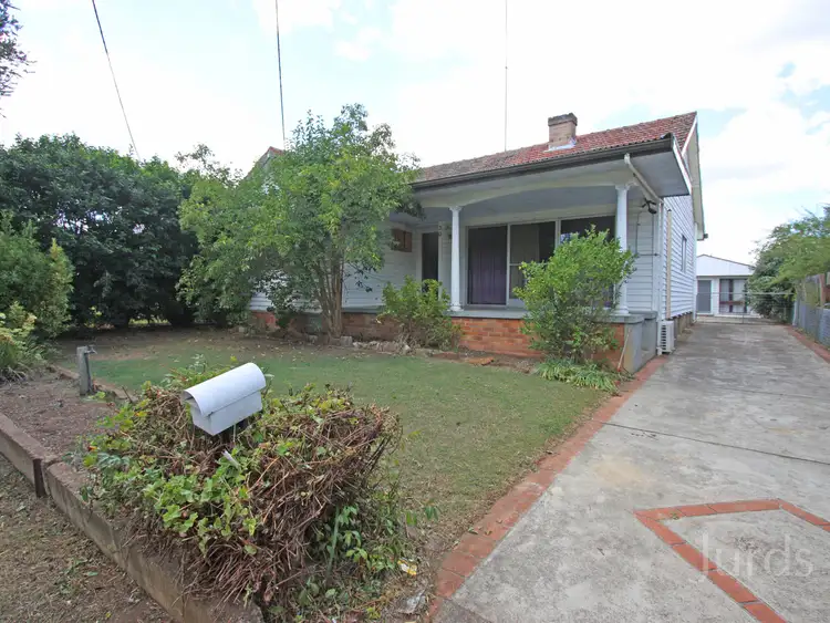 30 Desmond Street, Cessnock NSW 2325