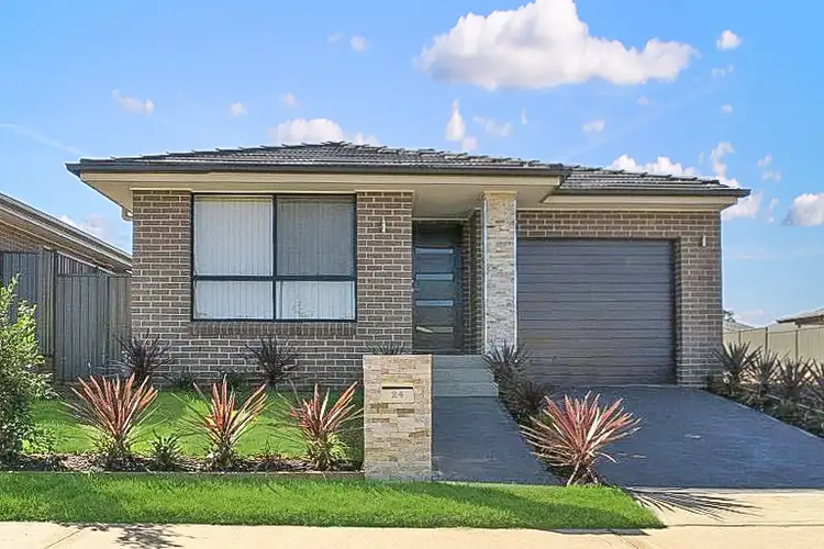 24 Sinclair Parade, Jordan Springs NSW 2747