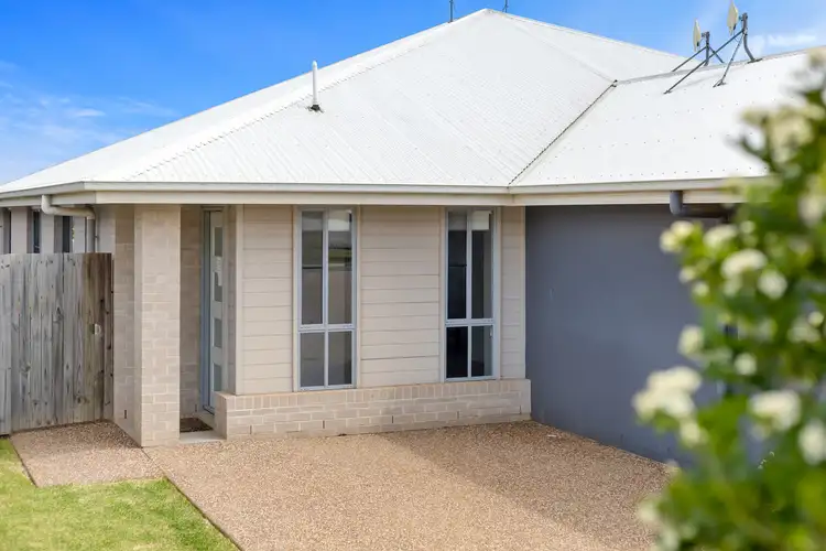 1/6 Grace View Street, Darling Heights QLD 4350