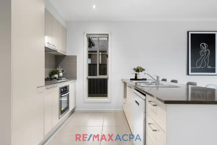 Third view of Homely house listing, 33 Streamside Drive, Craigieburn VIC 3064