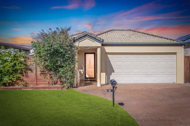 22 Woodland Street, Rothwell QLD 4022