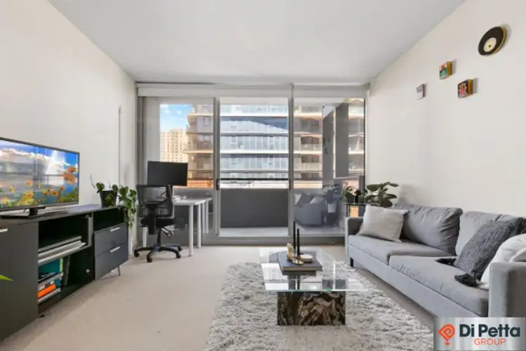 515/74 Queens Road, Melbourne VIC 3004