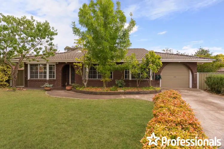9 Hasluck Place, West Bathurst NSW 2795