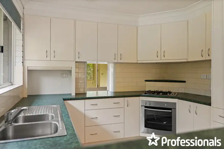 Fifth view of Homely house listing, 9 Hasluck Place, West Bathurst NSW 2795