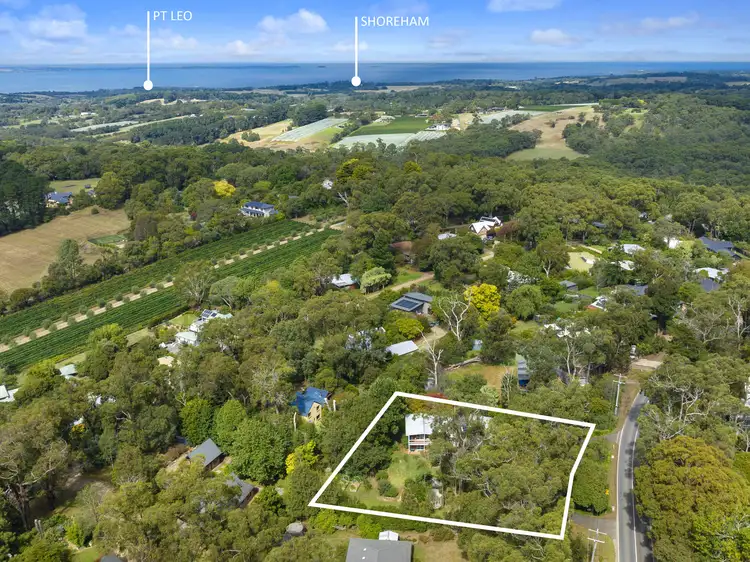 83 Red Hill Road, Red Hill South VIC 3937