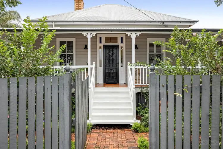 6 Clairmont Street, Newtown QLD 4350