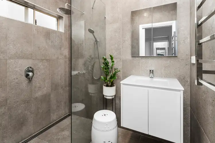 Fifth view of Homely house listing, 5 Linton Court, Kanahooka NSW 2530