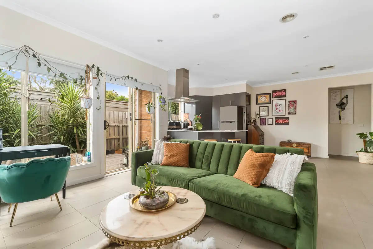 Main view of Homely unit listing, 2/137 Ballarto Road, Carrum Downs VIC 3201