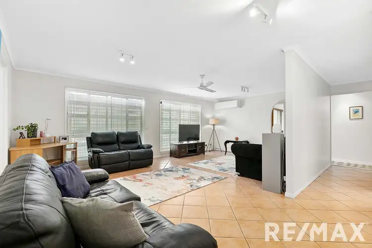 Second view of Homely house listing, 86 Lauren Street, Urangan QLD 4655