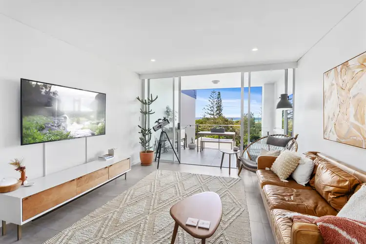 108/2 Creek Street, Kirra QLD 4225