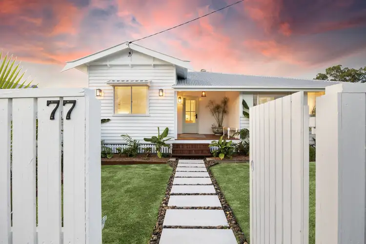 77 Dayman Street, Urangan QLD 4655