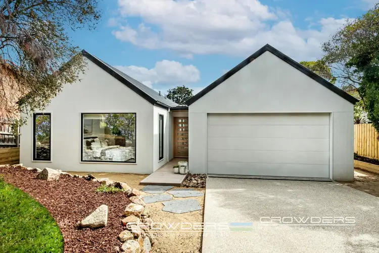 10 Sunshine Grove, Rye VIC 3941