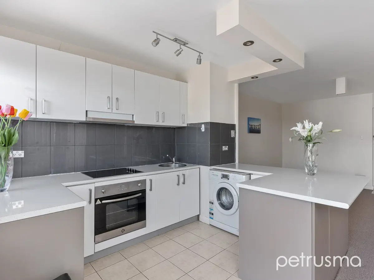 Main view of Homely unit listing, 8/7 View Street, Sandy Bay TAS 7005