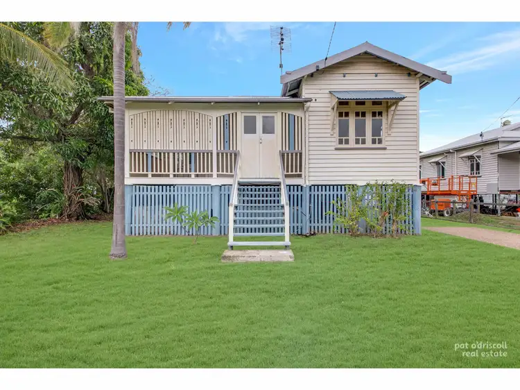 6 Brae Street
