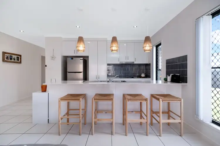 Second view of Homely house listing, 76 Bottlebrush Drive, Lammermoor QLD 4703