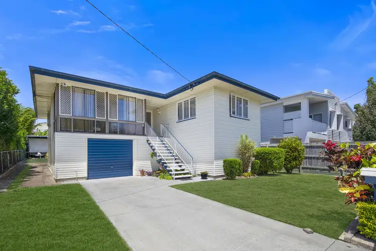 39 Seventh Avenue, Kedron QLD 4031