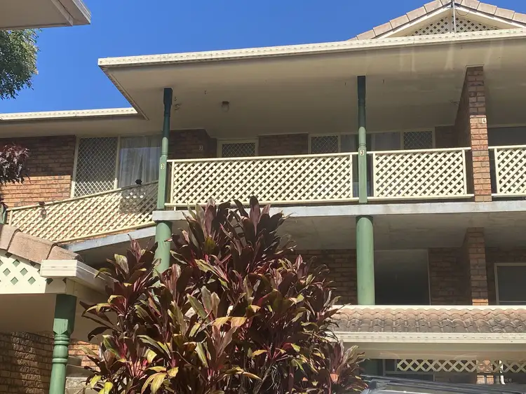 44 Roderick Street