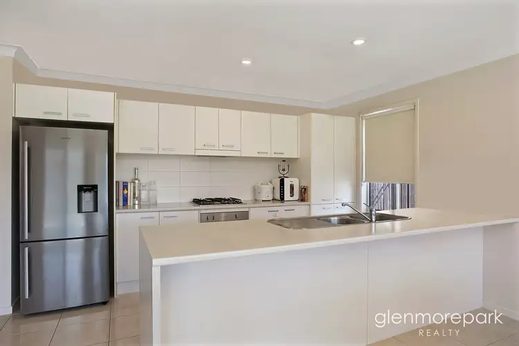 5 Blue View Terrace, Glenmore Park NSW 2745