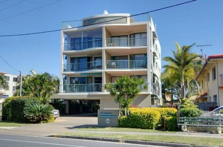 64 Esplanade