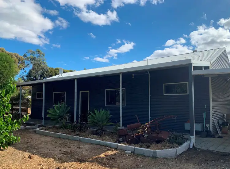 51 Seventh Avenue, Kendenup WA 6323